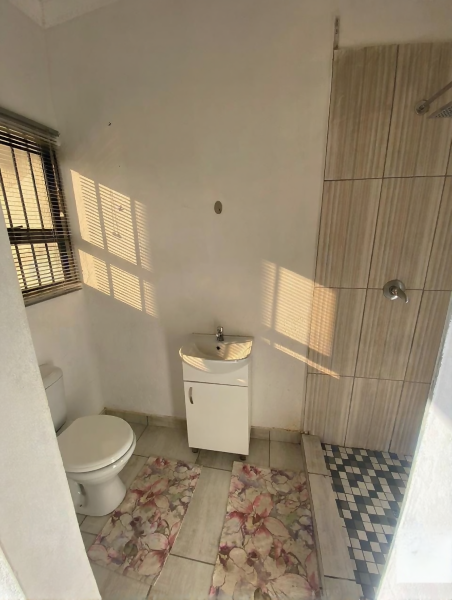 Mochakwe views residency – student accommodation photo